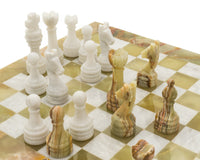 Das Alghero Onyx- und Marmor-Schachset