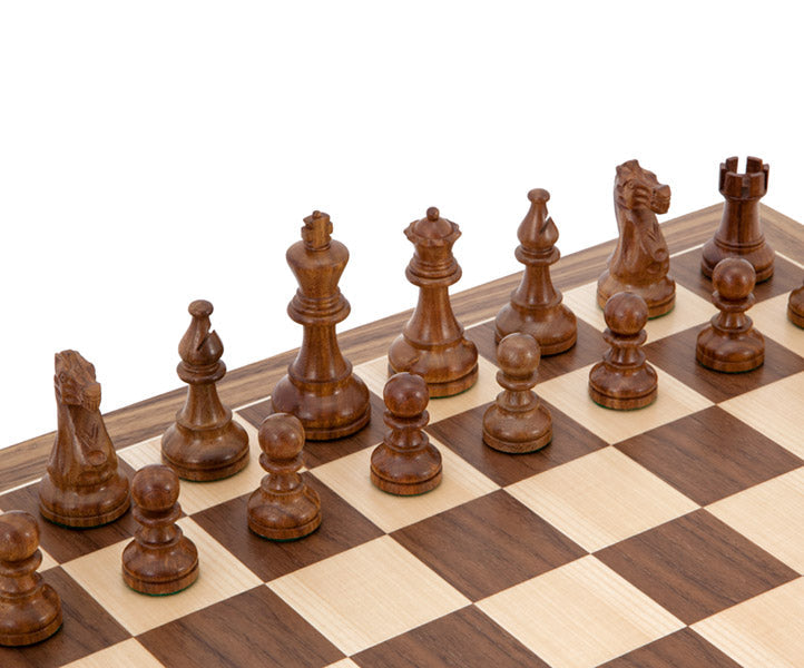 Schachspiel aus amerikanischem Sheesham und Walnuss