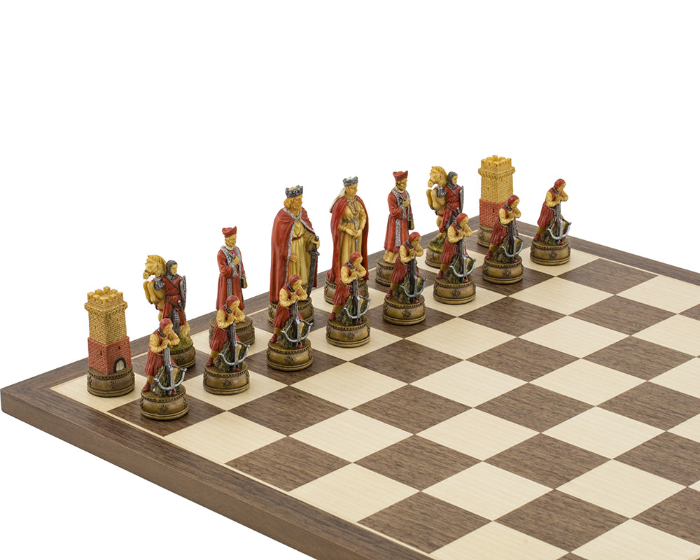 The Camelot Handbemalte thematische Schachfiguren von Italfama