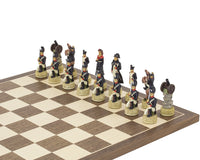 Handbemalte thematische Schachfiguren „Napoleon gegen Russen“ von Italfama