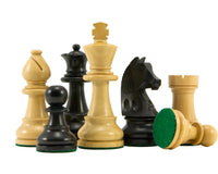 Springer mit nach unten geneigtem Kopf, ebonisierte Staunton-Schachfiguren – 8,3 cm