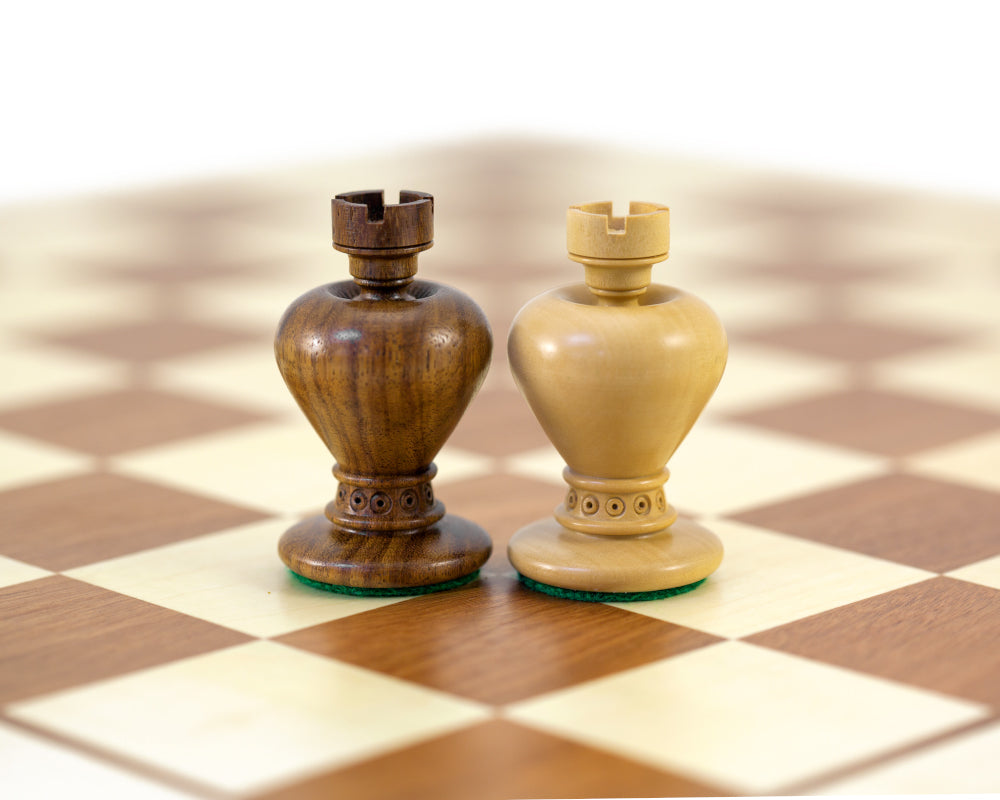 Apple Series Golden Rosewood geschnitzte Schachfiguren
