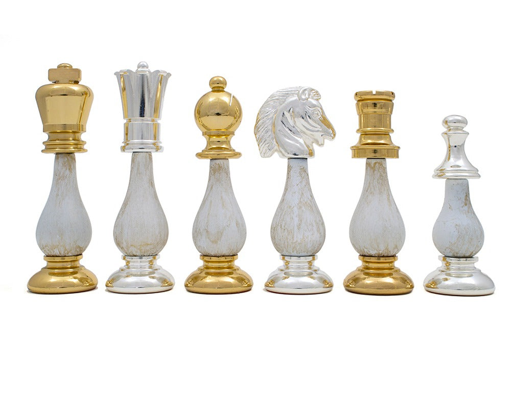 Die San Severeo 24 Karat Gold und 990 Silber plattiert 3,75 Zoll Schachfiguren