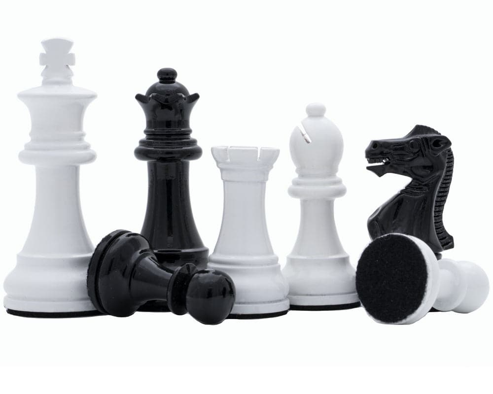 Italian Black and White Lacquered Staunton Chess Men Italfama 3-inch