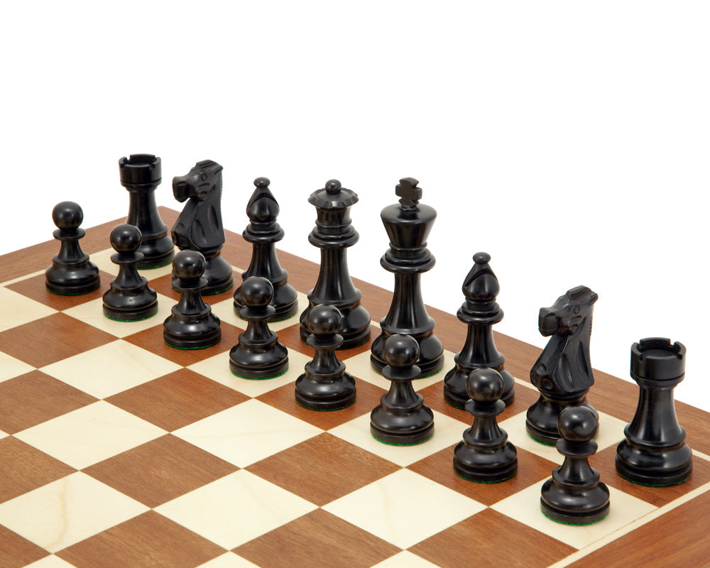 Französischer Ritter Schwarzes Mahagoni-Schachspiel