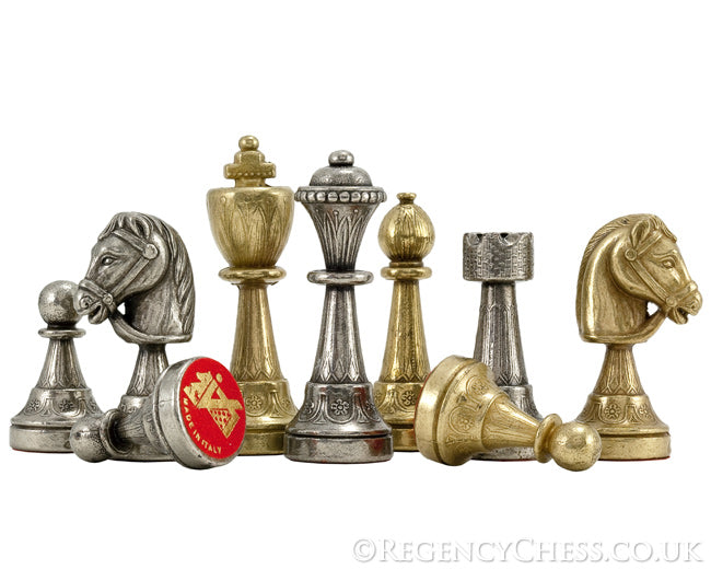 Finnesburg Luxus-Schachspiel aus Messing und Olive