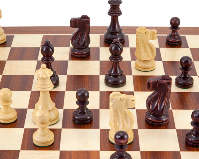 Antikes britisches Mahagoni-Schachspiel