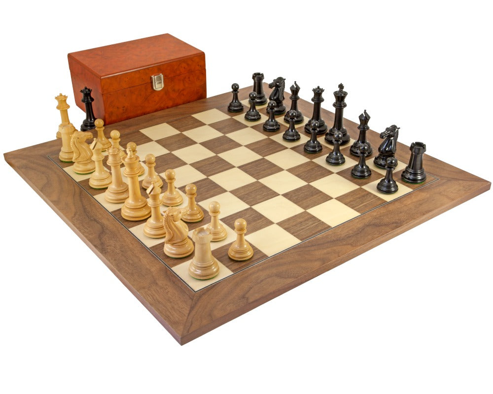 Parthenon Grand Schachspiel aus Ebenholz und Walnuss