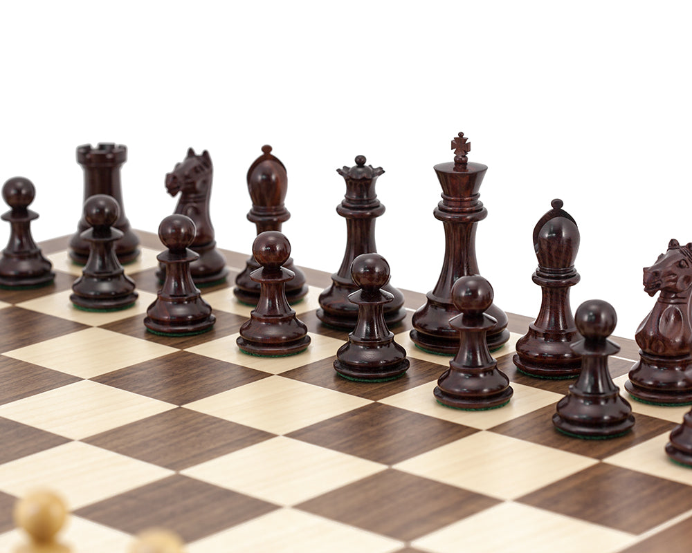 Sentinel Schachspiel aus Rosenholz und Walnuss