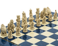 Berkeley Chess Alice im Wunderland Schachset in kardinalblau