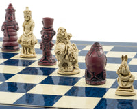 Berkeley Chess Alice im Wunderland Schachset in kardinalblau