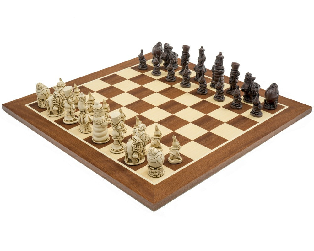 Berkeley Chess 'Alice im Wunderland' Schachset – Rostbraun & Mahagoni