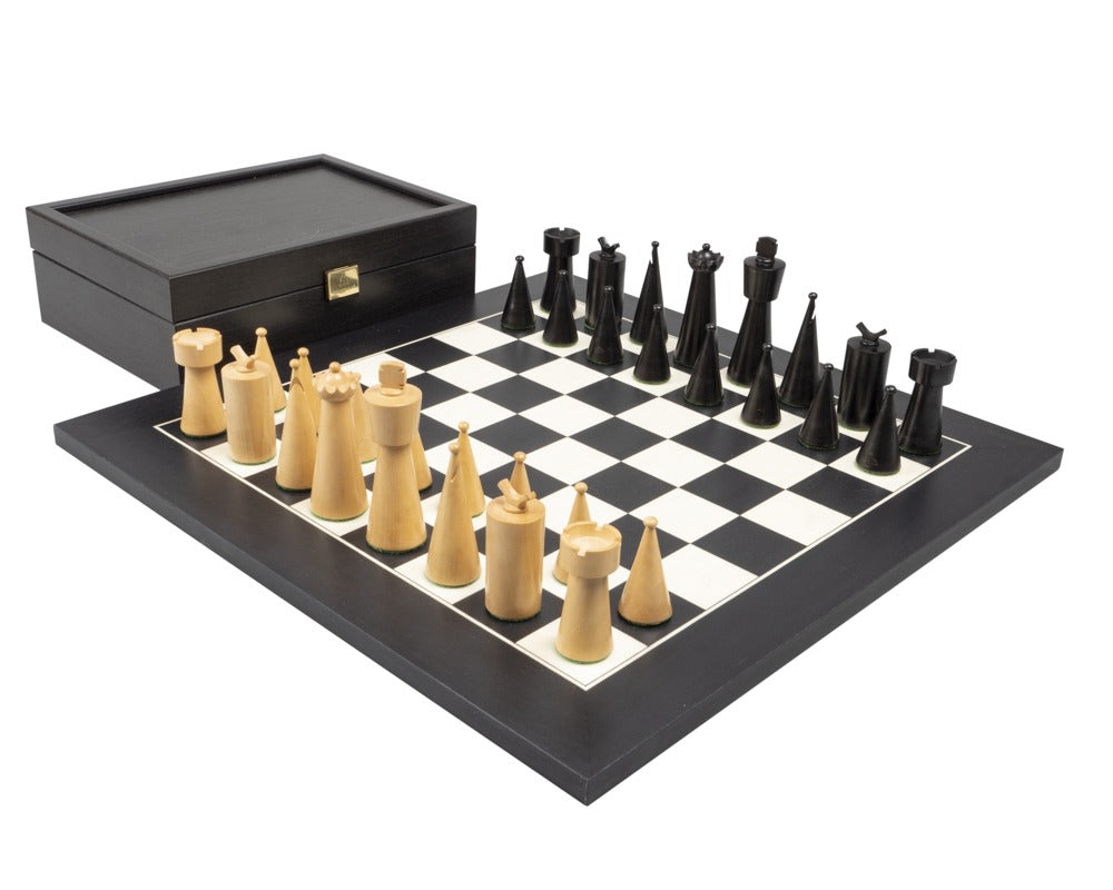 Das schwarze Art-Déco-Schach-Set