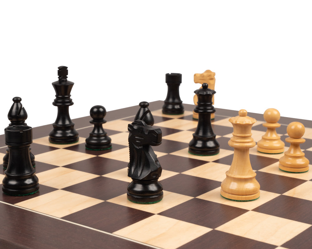 Das French Knight Black and Wenge Schachspiel