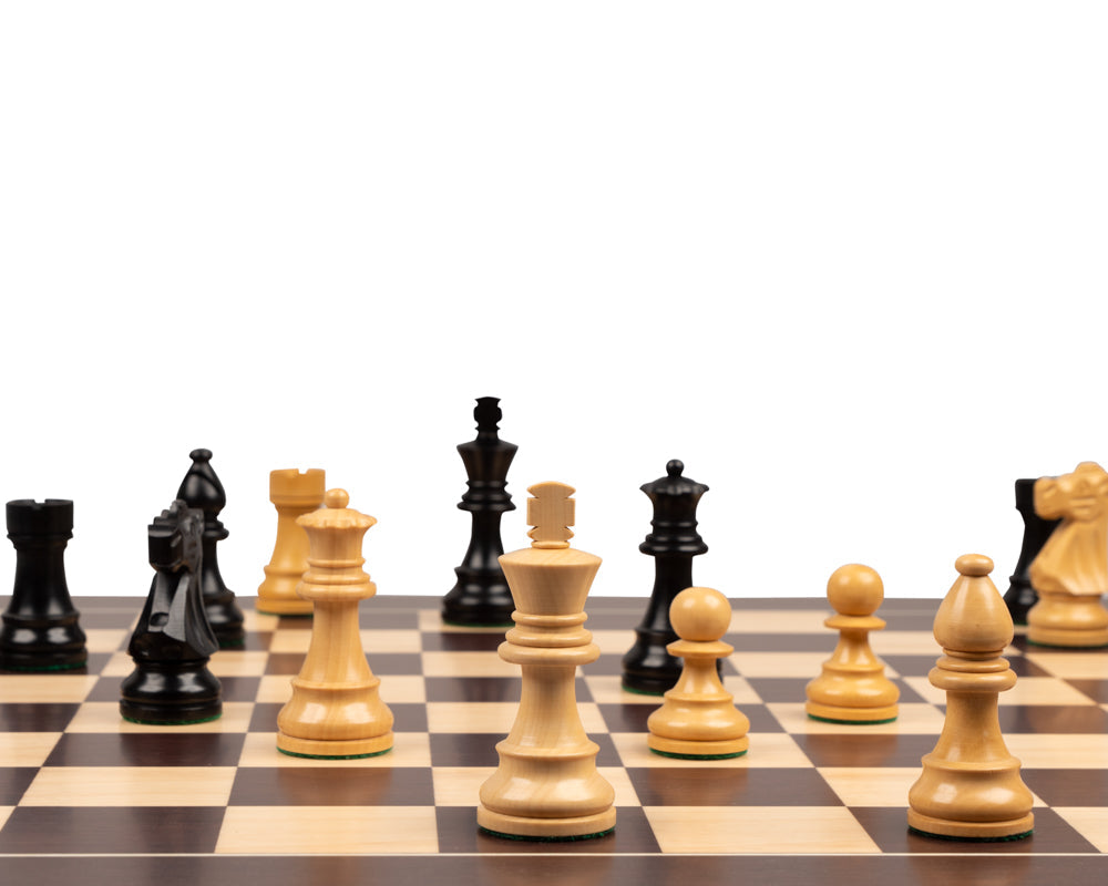 Das French Knight Black and Wenge Schachspiel