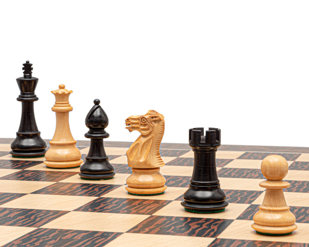 Klassisches Staunton Tiger Schachspiel aus Ebenholz und Schwarz