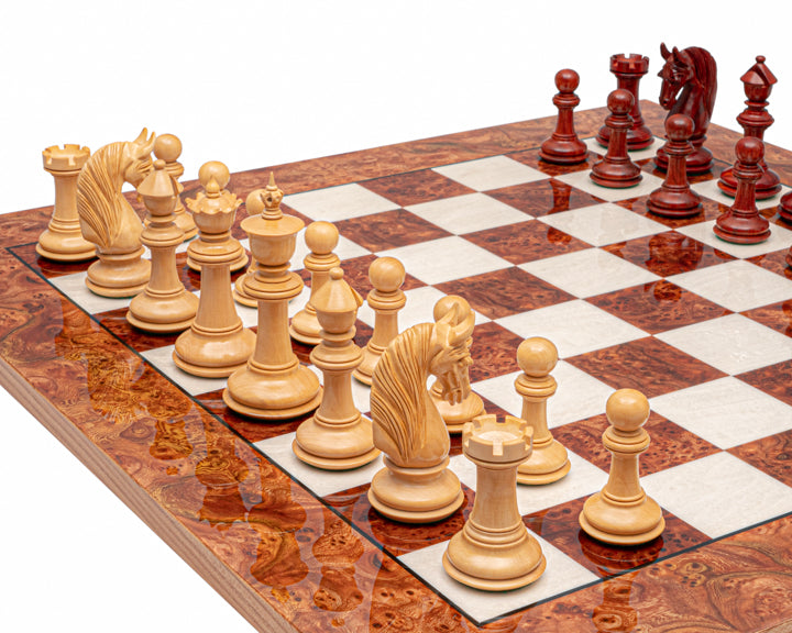Das Blackburne Padauk und Briarwood Luxus-Schach-Set