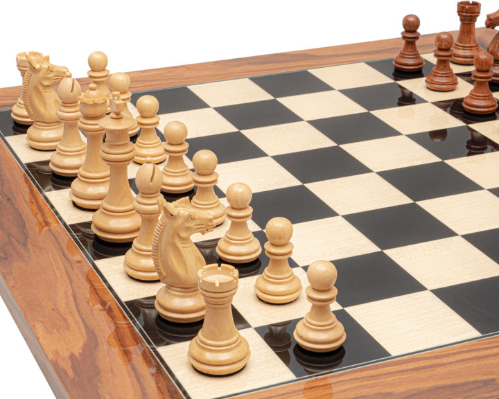Trapani Schachspiel aus goldenem Rosenholz, schwarzem Anegre und Palisander