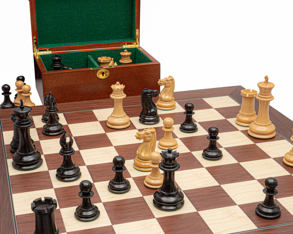 Die 1849 Original Staunton Ebenholz und Palisander Luxus-Schach-Set mit Kabinett