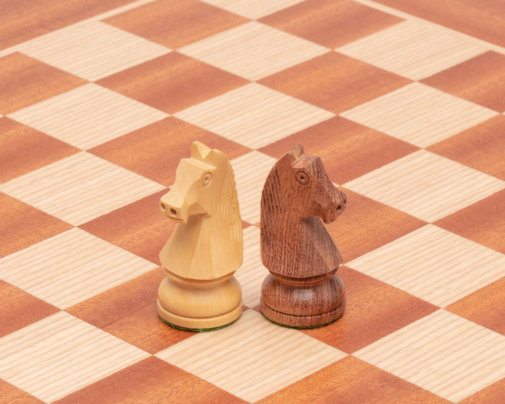 Das Down Head Schachspiel aus Sheesham und Mahagoni