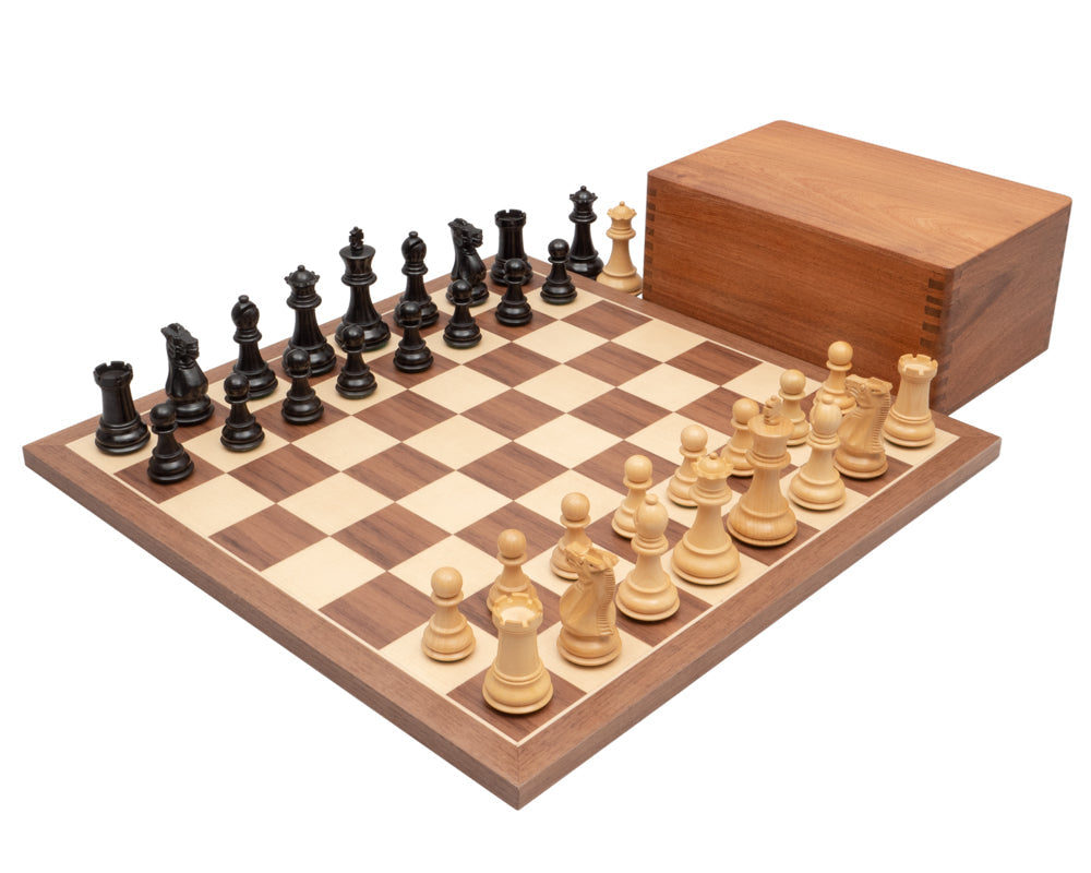 Wettbewerb Staunton Schachspiel aus Nussbaumholz